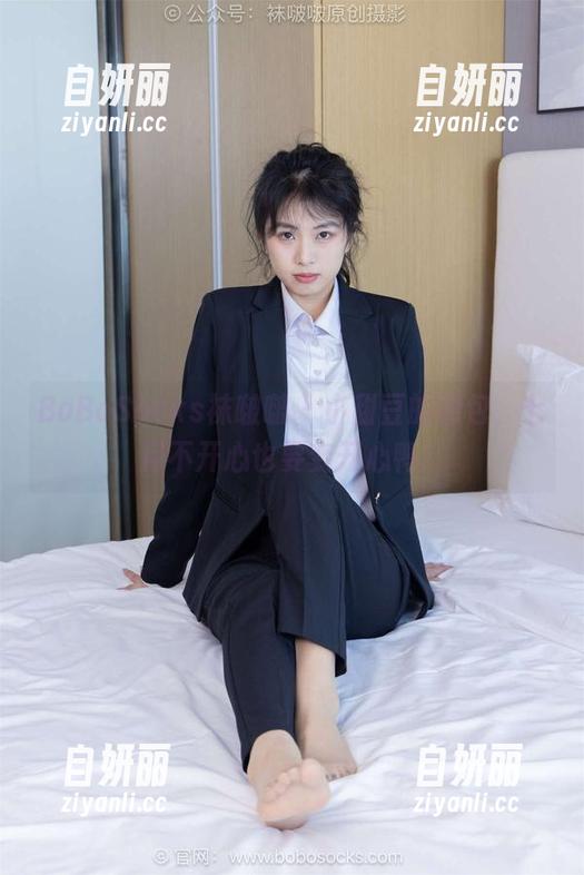 BoBoSocks袜啵啵 - 小甜豆的图包，七月不开心也要变开心鸭！