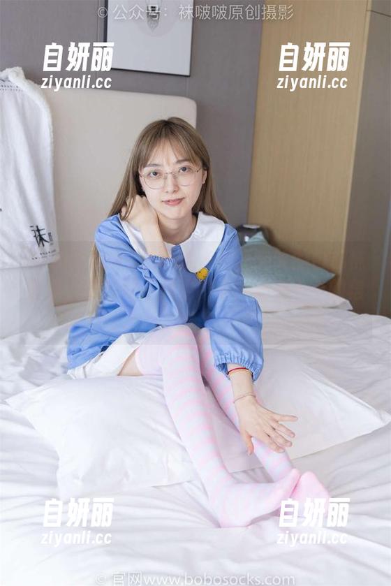 BoBoSocks袜啵啵 - 打开泡芙的白棉袜图集，定制的不只是袜子，还有小小的信念。