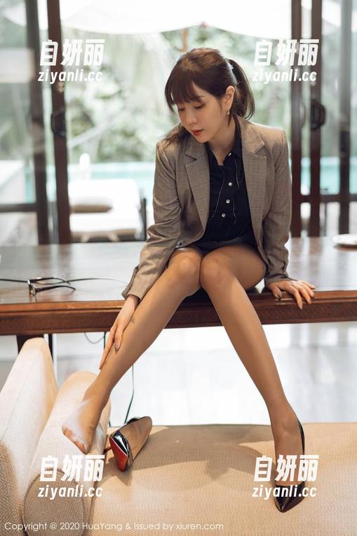 HuaYang花漾 - 看赵惟依coco的全套女神作品，我开始想‘女神’应该是什么样的？