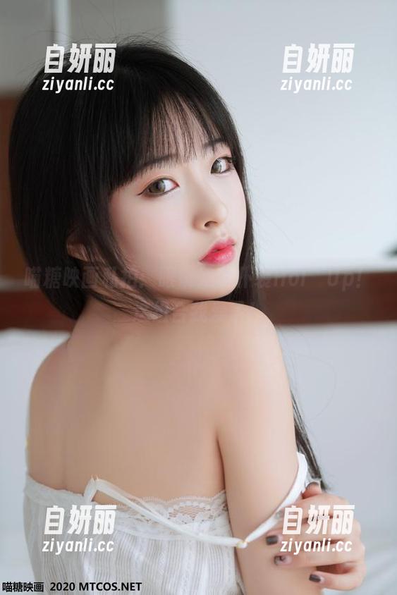 喵糖映画私拍：眼镜娘女仆装Hol’Up！这组合我爱了！