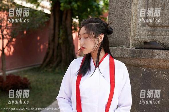 MiiTao蜜桃社 - 陆萱萱Cecilia与白衬衫，高清照片犹如一杯冰水，凉透心扉