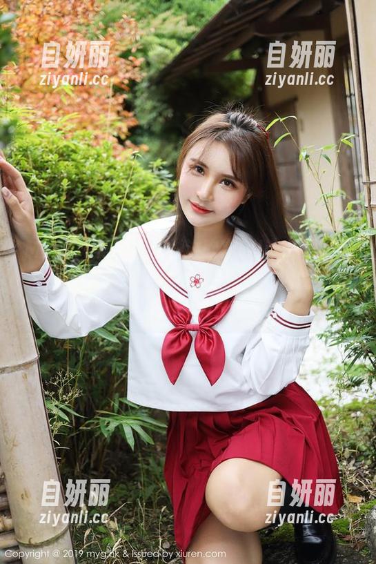 MyGirl美媛馆 - 一边欣赏Ellie艾栗栗秘书的美图，一边忍不住想评价：她的脸好像永远不会累。