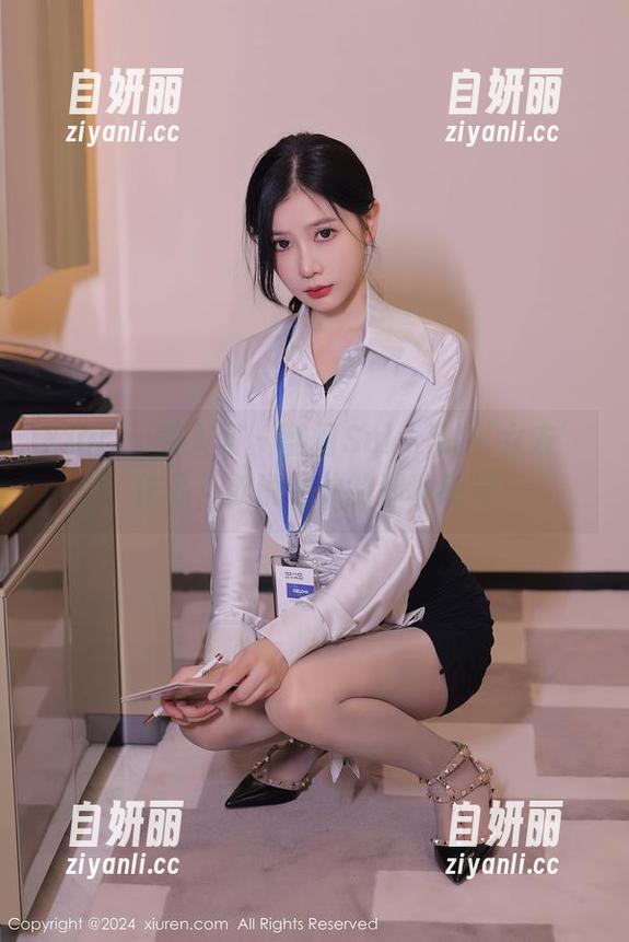 Xiuren秀人网-Sukki Xiuren秀人网 - 翻阅Sukki的‘女友’作品,欲说还休的那种感觉