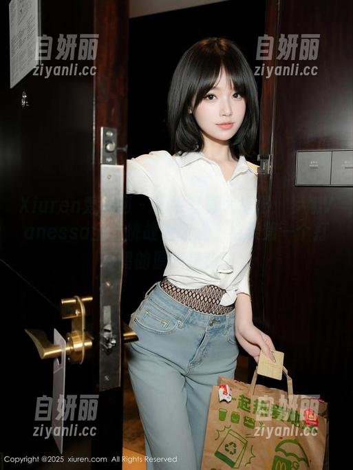 Xiuren秀人网 - 奶牛写真大揭秘：梦娜Vanessa全套挑战上坡道，结果第一个打鸣的原来是我！