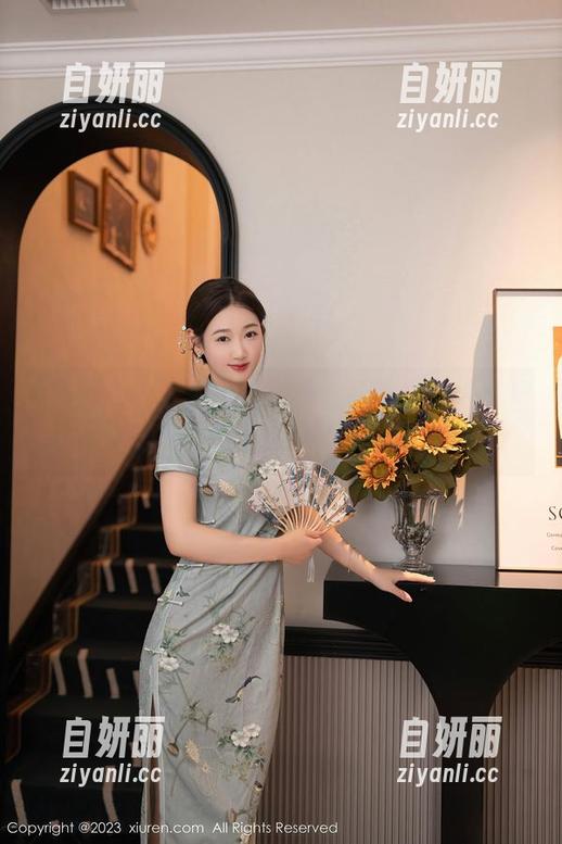 Xiuren秀人网 - 当白微Sera大方地在户外露面，而无圣光的图片也聊不到尴尬