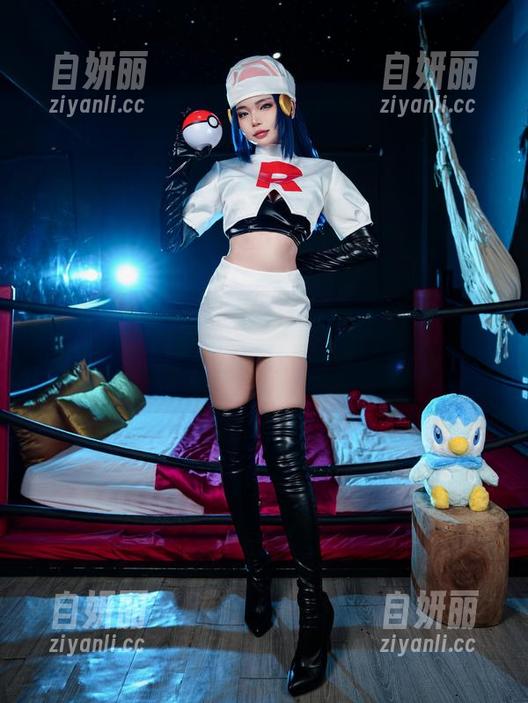 镂空写真无法抗拒，ZinieQ做到了不一样，是时候下载一波，让我小小感慨一番了。
