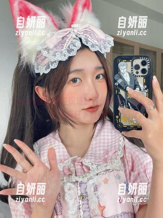 roroki骷髅姬在职场的华丽转身，职业装图集疯狂下载中！