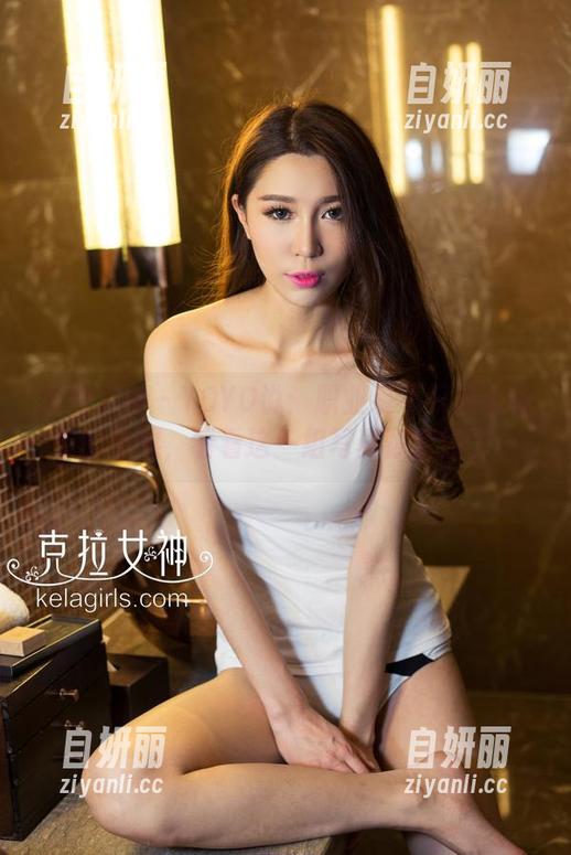 克拉女神 - YOYO说：职业装不只是套领带的枯燥，看看这一组写真你就懂了。