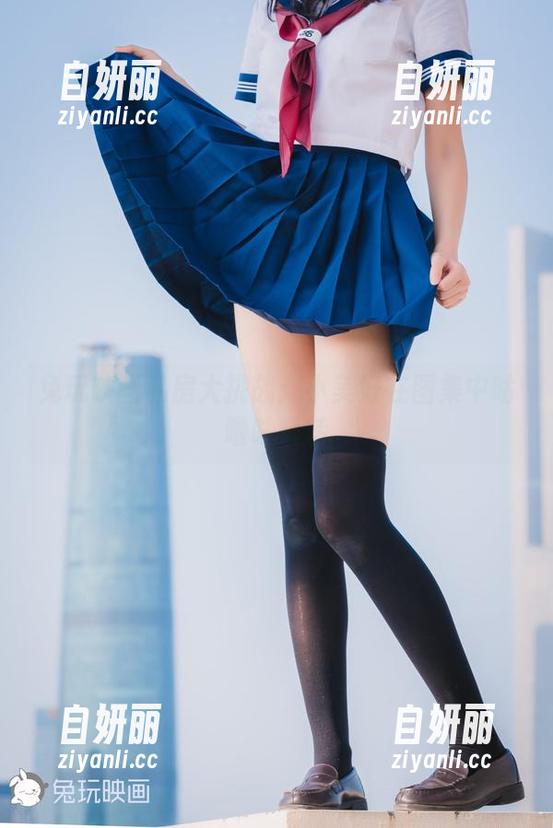 兔玩映画私房大挑战：小美好在图集中咕噜咕噜转