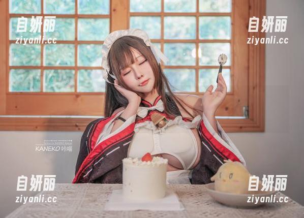 信浓赛车加咔喵KANEKO私房图包，绝对是种另类的美，赛车轰鸣听着可真带感。