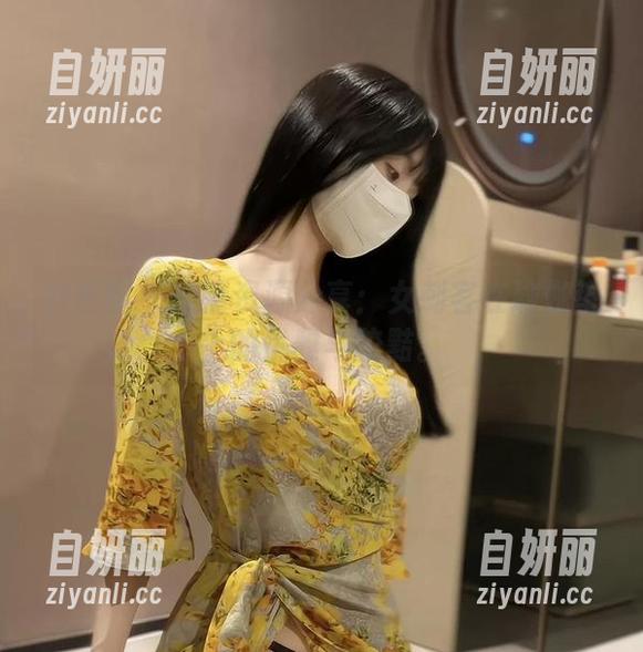 微密圈 - 高清资源分享：女刺客在瑜伽垫上的优雅与狡黠。