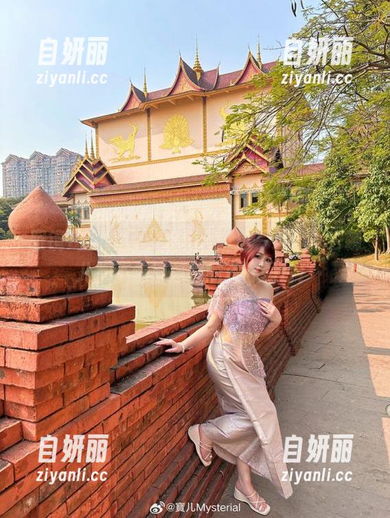 眼镜+宝儿mysterial：这一组合，去哪儿都不怕被忽视的资源图片！