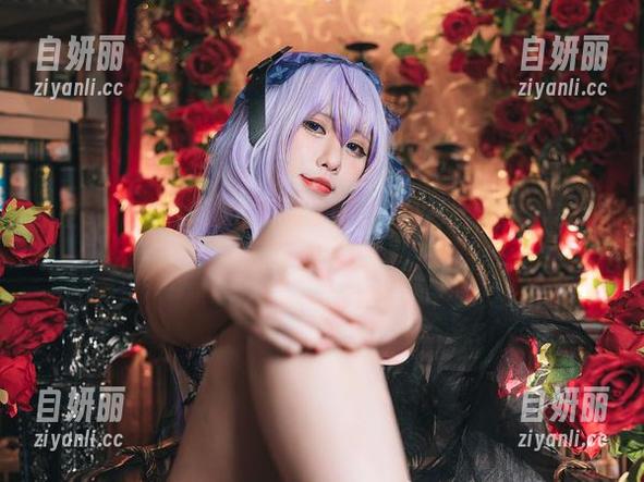 小空sora亲手调配的死库水壁纸，色彩艳丽却又带着点朦胧