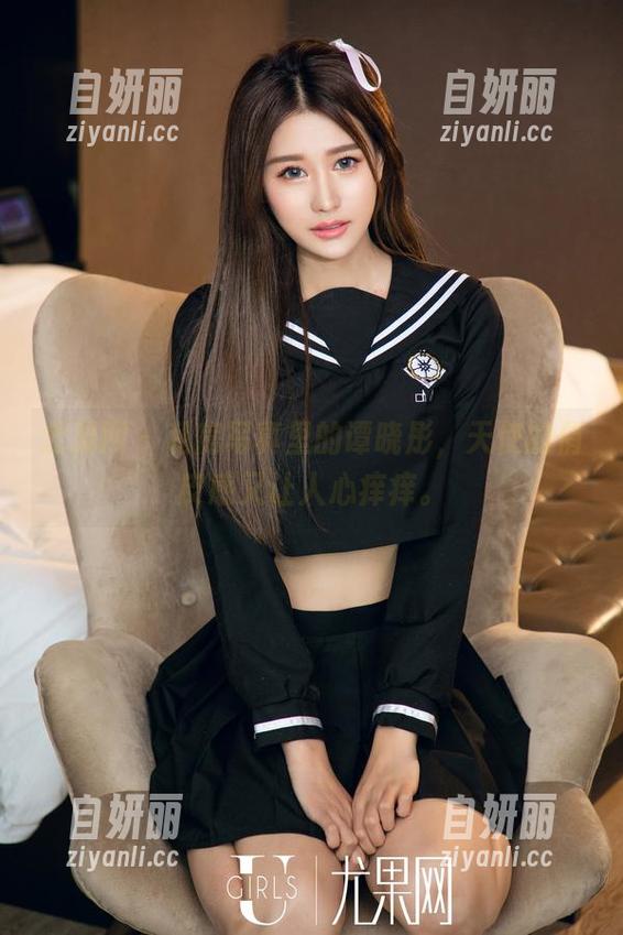 尤果网 - 私房写真里的谭晓彤，天使的俏皮感又让人心痒痒。