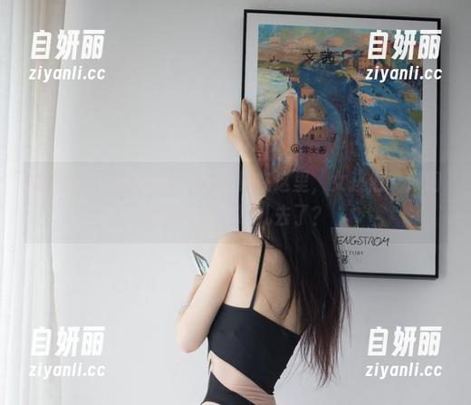 微密圈 - 张鑫baby的图包在这里，女孩们，你们的关注点跑哪儿去了？