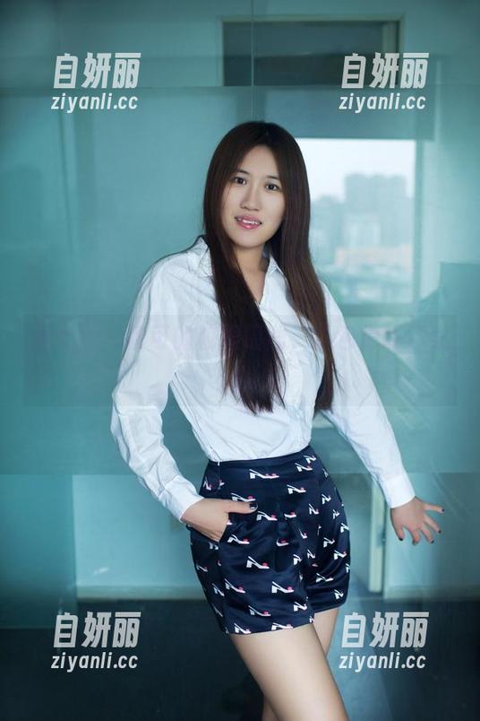 推女郎 - 黄可的校服福利，承包你的乙女心
