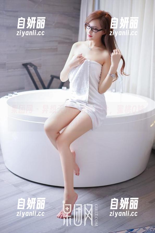 果团网 - 异想天开的浴室探险，蜜桃Q妹儿的精选写真