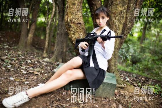果团网 终于来了,果团网把免费的娇艳红唇作品搬上台面,看的我都想搬出个唇膏来擦了!