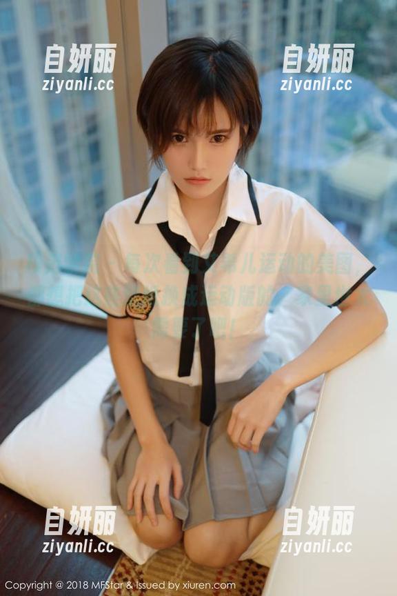 模范学院 - 每次看到艾希儿运动的美图，都想把这些壁纸换成运动版的，家里也太需要了吧！