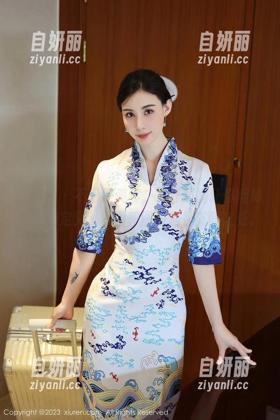 秀人网 - 不只是美脚，艺轩还能让你翻转对美的定义，原图和图册都是沉醉之处。