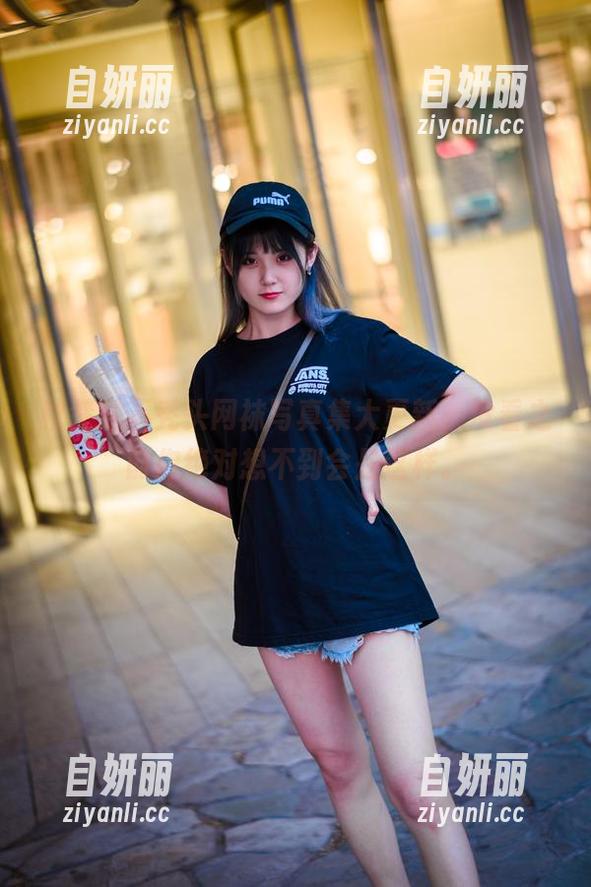秋楚楚不秃头网袜写真集大更新，没看之前你绝对想不到会是这样。