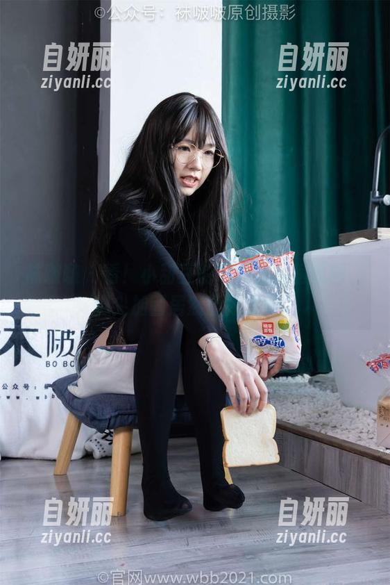 袜啵啵-小甜豆 袜啵啵 - 看!小甜豆的咖啡丝私房原图,脚尖加固居然意外温柔。