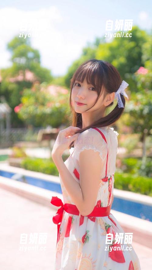 陆卿卿kyokyo的图集：Lo娘，下载前记得端正心态！